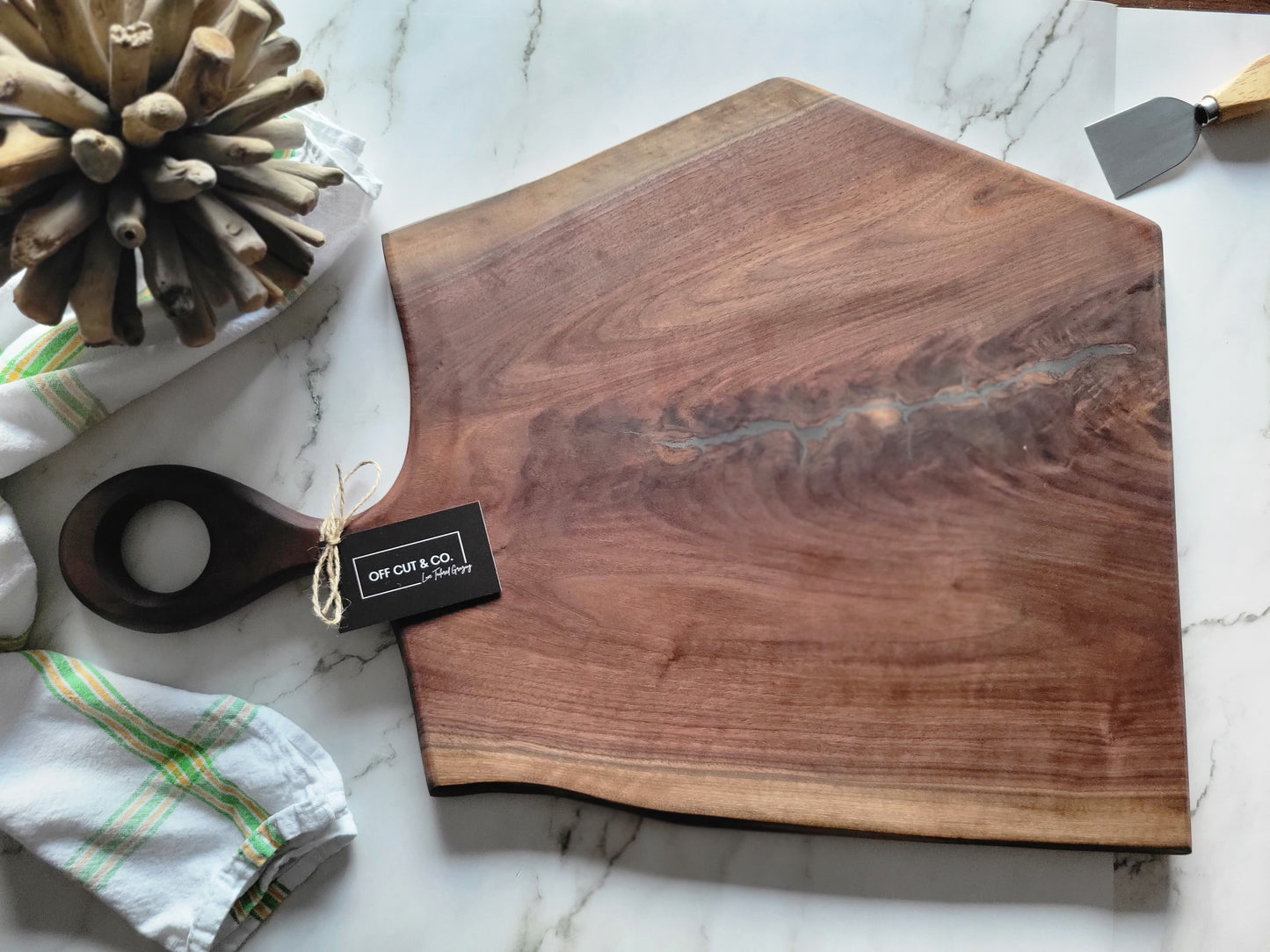 Handmade Walnut Charcuterie Board With Handle (24.25" x 1" x 17") - A373